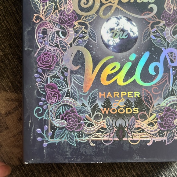 What Lies Beyond the Veil (Bookish Box Special Edition) Harper L Woods, Signed - Picture 4 of 8